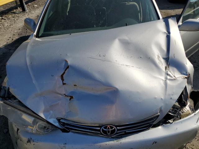 Photo 11 from auction – 2005 TOYOTA CAMRY LE with VIN 4T1BE30K15U068509