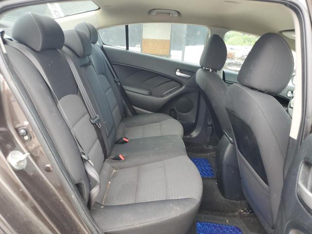 Photo 10 from auction – 2018 KIA FORTE LX with VIN 3KPFL4A74JE200960