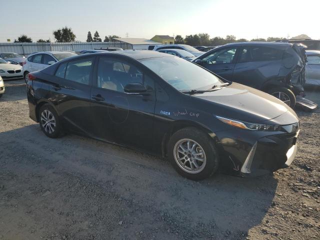 Photo 4 from auction – 2022 TOYOTA PRIUS PRIM with VIN JTDKAMFP8N3204035