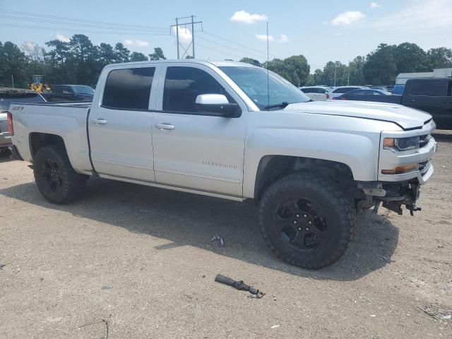 Photo 4 from auction – 2017 CHEVROLET SILVERADO with VIN 3GCUKRECXHG230932