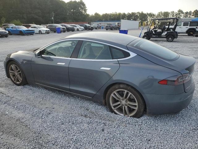 Photo 2 from auction – 2013 TESLA MODEL S with VIN 5YJSA1DN1DFP21811