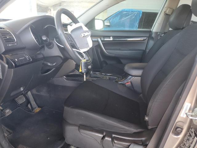 Photo 7 from auction – 2014 KIA SORENTO LX with VIN 5XYKT3A61EG547669