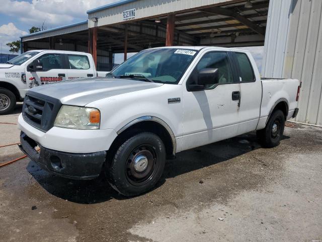 صورة رقم 1 من المزاد - 2006 FORD F150 مع VIN 1FTRX12W66FA33181