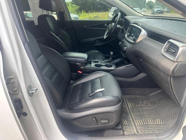 Photo 5 from auction – 2017 KIA SORENTO EX with VIN 5XYPHDA51HG203168