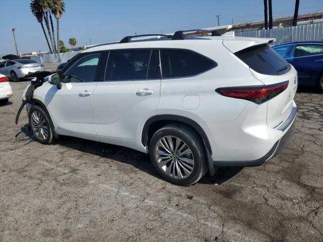 Photo 2 from auction – 2022 TOYOTA HIGHLANDER with VIN 5TDEBRCH9NS096821