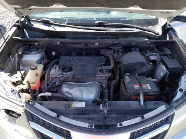 Photo 12 from auction – 2015 TOYOTA RAV4 XLE with VIN JTMRFREV0FD141540