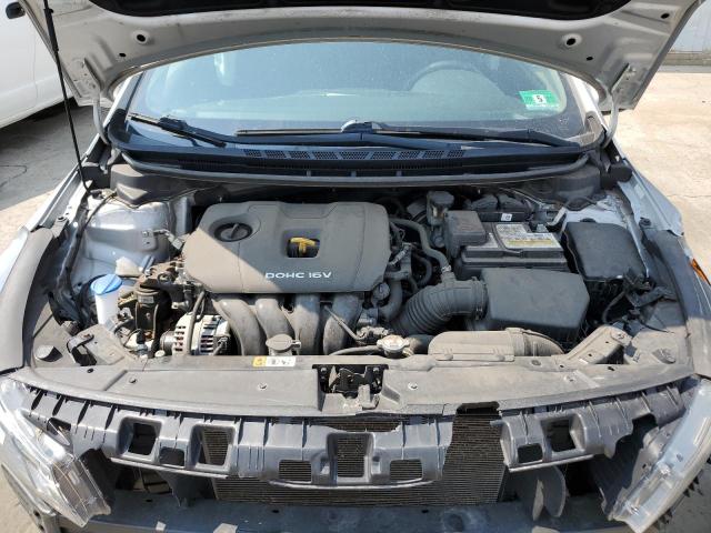 Photo 11 from auction – 2017 KIA FORTE LX with VIN 3KPFK4A70HE137370