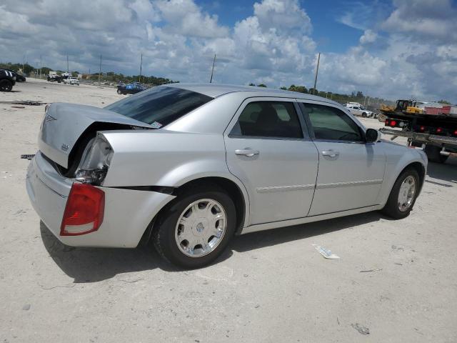Photo 3 from auction – 2006 CHRYSLER 300 with VIN 2C3LA53G96H429095