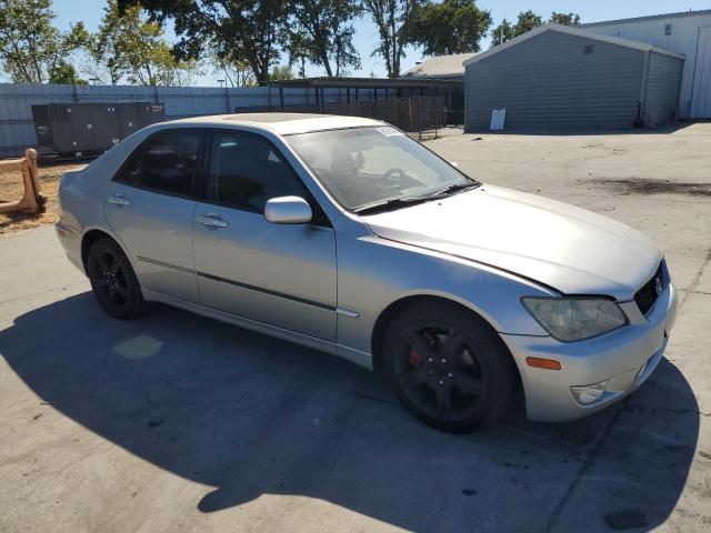 Photo 4 from auction – 2002 LEXUS IS 300 with VIN JTHBD192620063239