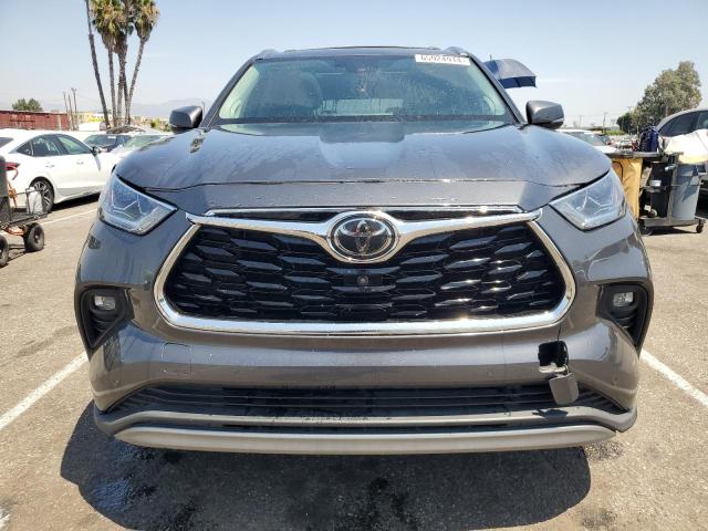 Photo 5 from auction – 2021 TOYOTA HIGHLANDER with VIN 5TDFZRAH1MS037800