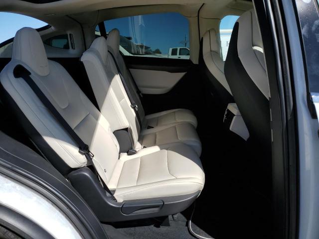 Photo 11 from auction – 2018 TESLA MODEL X with VIN 5YJXCAE27JF141043