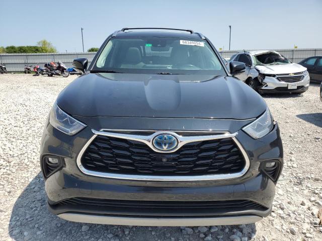 Photo 5 from auction – 2021 TOYOTA HIGHLANDER with VIN 5TDEBRCHXMS031815