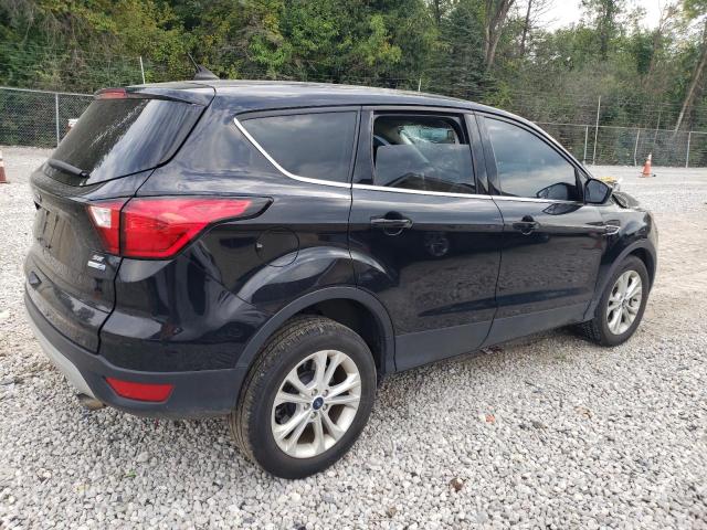 Photo 3 from auction – 2019 FORD ESCAPE SE with VIN 1FMCU9GD7KUC22704