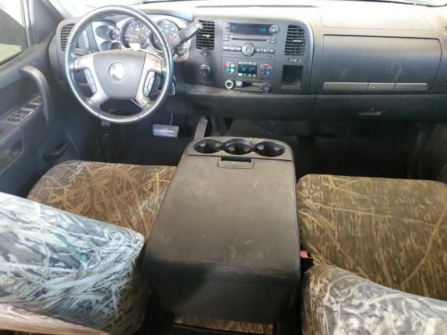 Photo 8 from auction – 2011 CHEVROLET SILVERADO with VIN 1GCRKSE39BZ144404