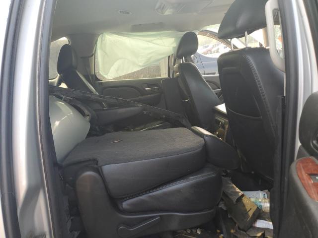 Photo 11 from auction – 2011 CHEVROLET SUBURBAN K with VIN 1GNWKMEG2BR208517