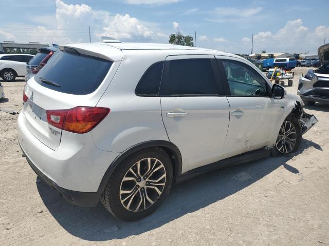 Photo 3 from auction – 2017 MITSUBISHI OUTLANDER with VIN JA4AP3AU4HZ015136