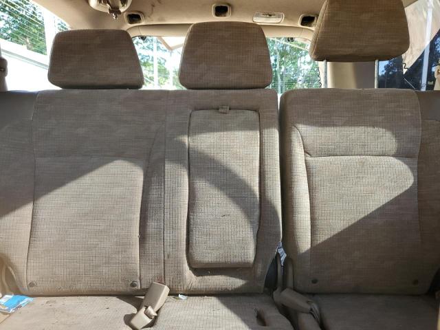 Photo 10 from auction – 2002 HONDA CR-V LX with VIN JHLRD68402C018136