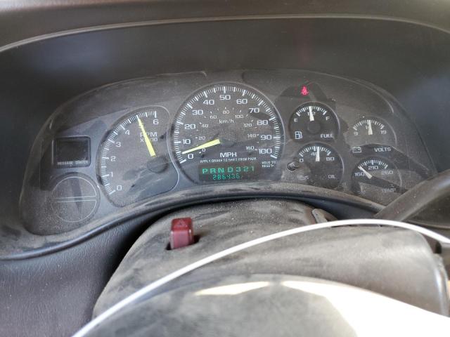 Photo 9 from auction – 2000 CHEVROLET SILVERADO with VIN 1GCEC19T8YZ253588