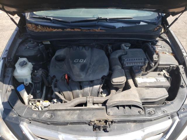Photo 11 from auction – 2013 HYUNDAI SONATA SE with VIN 5NPEC4AC2DH546417