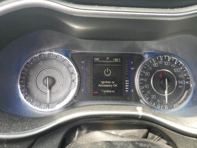 Photo 9 from auction – 2015 CHRYSLER 200 LIMITE with VIN 1C3CCCABXFN705605