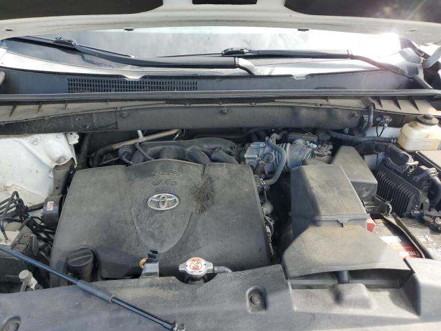 Photo 11 from auction – 2018 TOYOTA HIGHLANDER with VIN 5TDBZRFH9JS895521