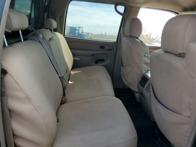 Photo 10 from auction – 2004 CHEVROLET SILVERADO with VIN 1GCHK231X4F137494