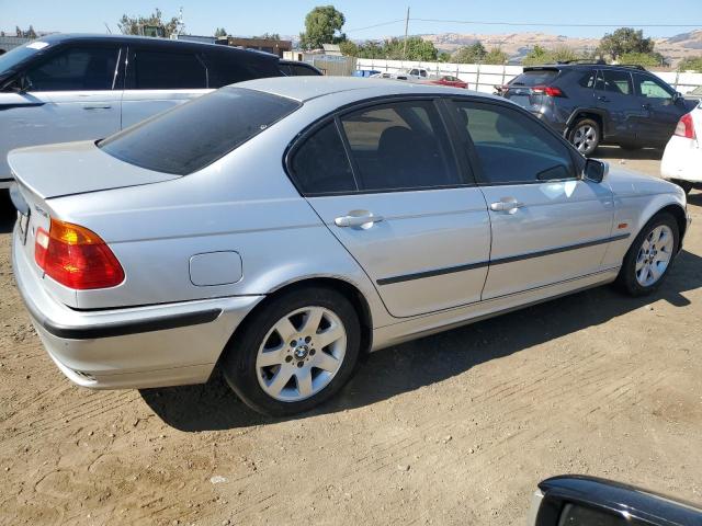 Photo 3 from auction – 2001 BMW 325 I with VIN WBAAV334X1FU76970