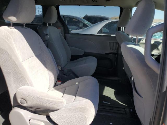 Photo 11 from auction – 2018 TOYOTA SIENNA LE with VIN 5TDKZ3DC5JS904526