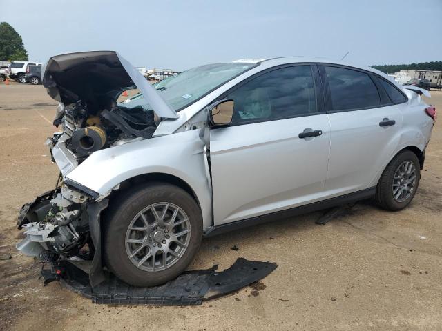 FORD FOCUS S 2015 with VIN 1FADP3E20FL287300 - Photo from auction