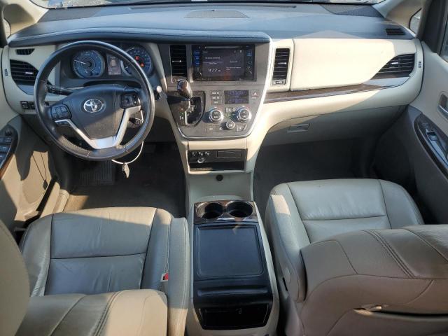 Photo 8 from auction – 2017 TOYOTA SIENNA XLE with VIN 5TDYZ3DC5HS831694