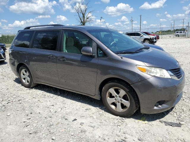 Photo 4 from auction – 2012 TOYOTA SIENNA LE with VIN 5TDKK3DC7CS199557