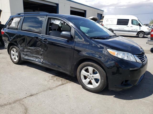 Photo 4 from auction – 2017 TOYOTA SIENNA LE with VIN 5TDKZ3DC5HS809183