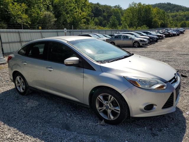Foto 4 de la subasta – 2013 FORD FOCUS SE con VIN 1FADP3F24DL182495
