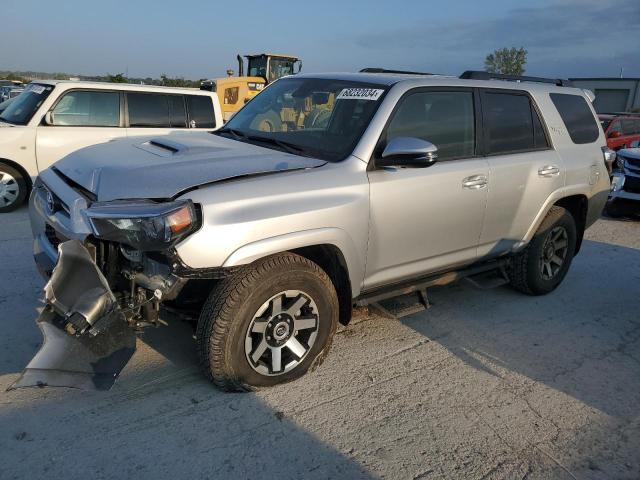 TOYOTA 4RUNNER SE 2023 with VIN JTERU5JRXP6204555 - Photo from auction
