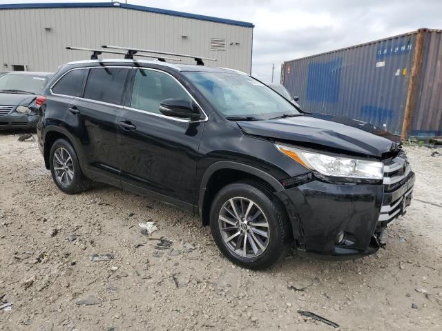 Photo 4 from auction – 2019 TOYOTA HIGHLANDER with VIN 5TDJZRFH3KS608400