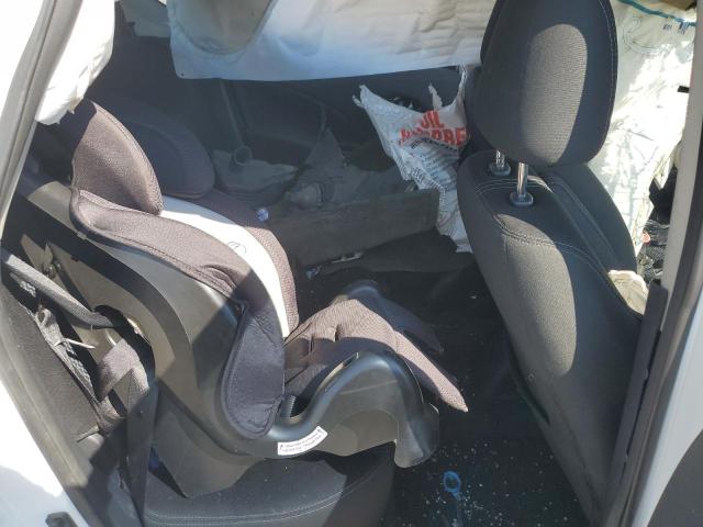 Photo 10 from auction – 2016 NISSAN VERSA NOTE with VIN 3N1CE2CPXGL395565