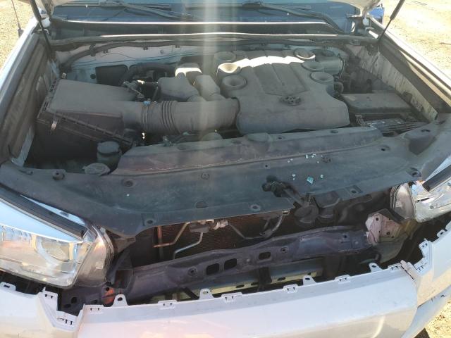 Photo 11 from auction – 2011 TOYOTA 4RUNNER SR with VIN JTEBU5JR3B5061299