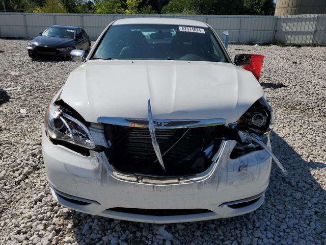 Photo 5 from auction – 2013 CHRYSLER 200 LIMITE with VIN 1C3CCBCG6DN634757