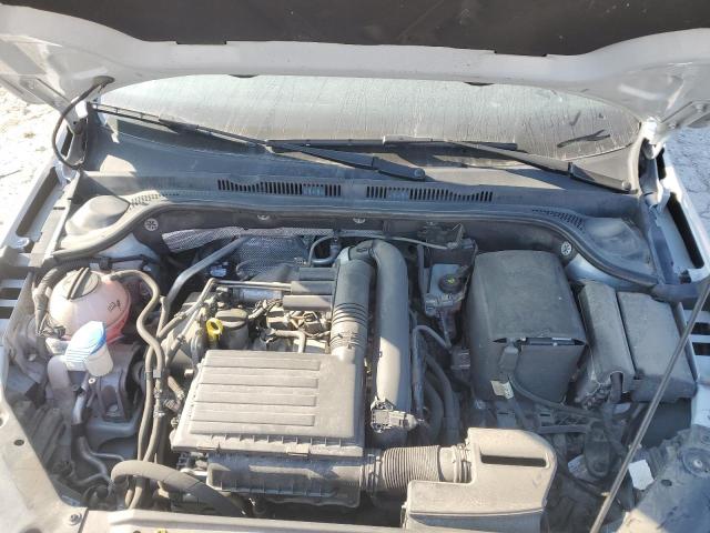 Photo 11 from auction – 2017 VOLKSWAGEN JETTA S with VIN 3VW2B7AJ8HM388653