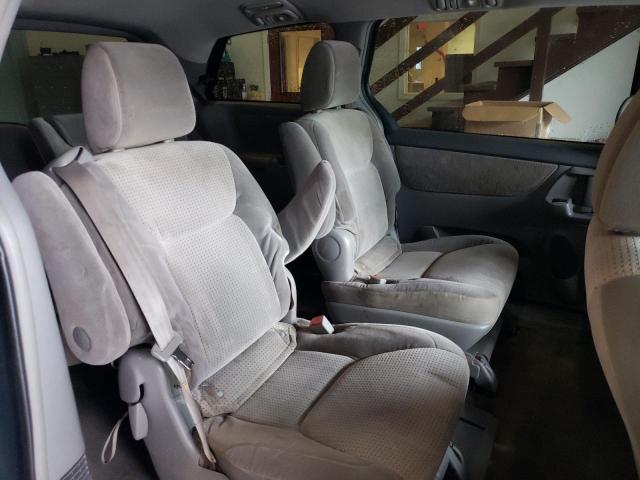 Photo 11 from auction – 2010 TOYOTA SIENNA CE with VIN 5TDKK4CCXAS292769