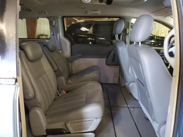 Photo 11 from auction – 2008 CHRYSLER TOWN & COU with VIN 2A8HR54P88R701358