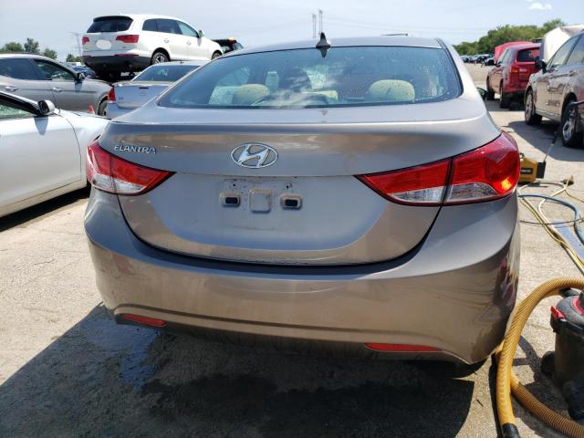 Photo 6 from auction – 2013 HYUNDAI ELANTRA GL with VIN 5NPDH4AE5DH233151