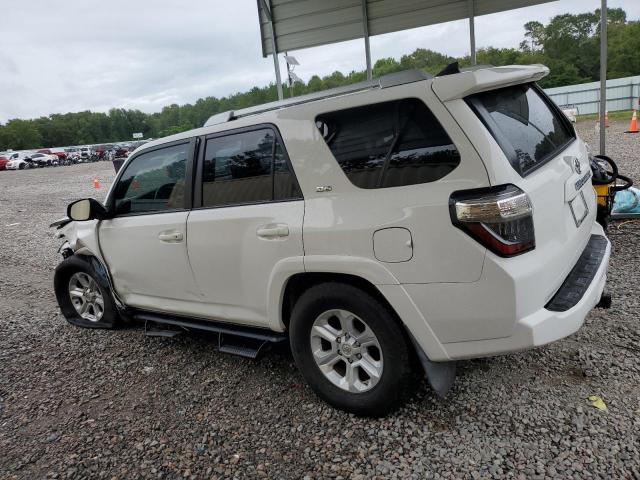 Photo 2 from auction – 2017 TOYOTA 4RUNNER SR with VIN JTEZU5JR8H5164693