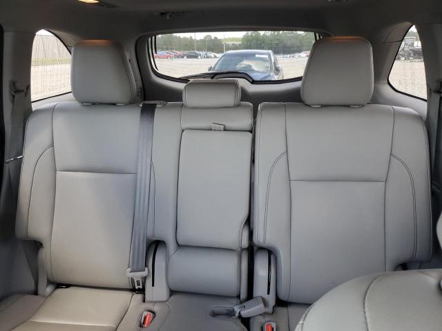 Foto 10 de la subasta – 2018 TOYOTA HIGHLANDER con VIN 5TDKZRFH3JS270564