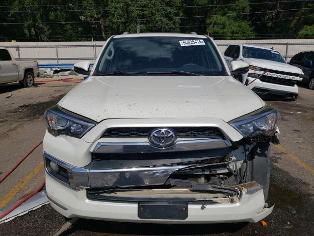 Photo 5 from auction – 2018 TOYOTA 4RUNNER SR with VIN JTEBU5JR2J5571142
