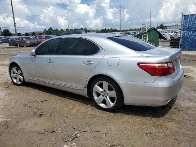 Photo 2 from auction – 2011 LEXUS LS 460L with VIN JTHGL5EFXB5043930