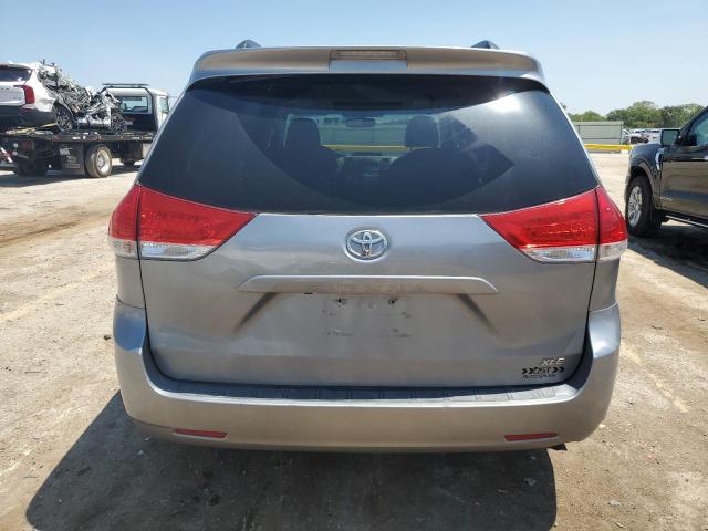 Photo 6 from auction – 2012 TOYOTA SIENNA XLE with VIN 5TDYK3DC2CS268133