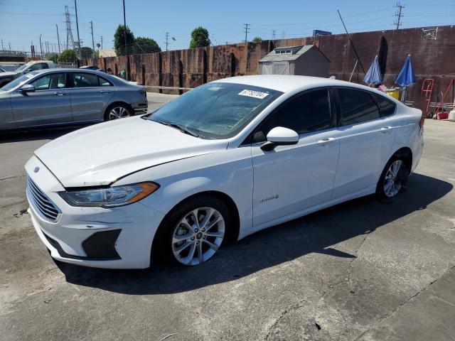 FORD FUSION SE 2019 with VIN 3FA6P0LU8KR263317 - Photo from auction