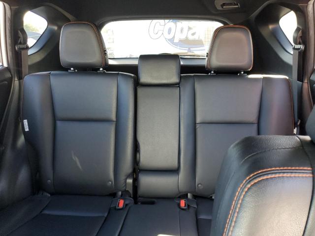 Photo 10 from auction – 2016 TOYOTA RAV4 SE with VIN JTMJFREV9GD188211
