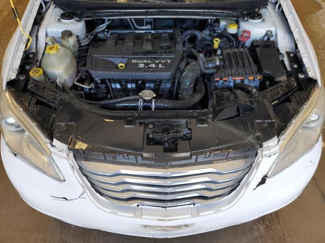 Photo 11 from auction – 2014 CHRYSLER 200 LX with VIN 1C3CCBAB7EN140979